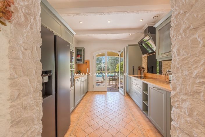Image No.9-3 Bed House for sale