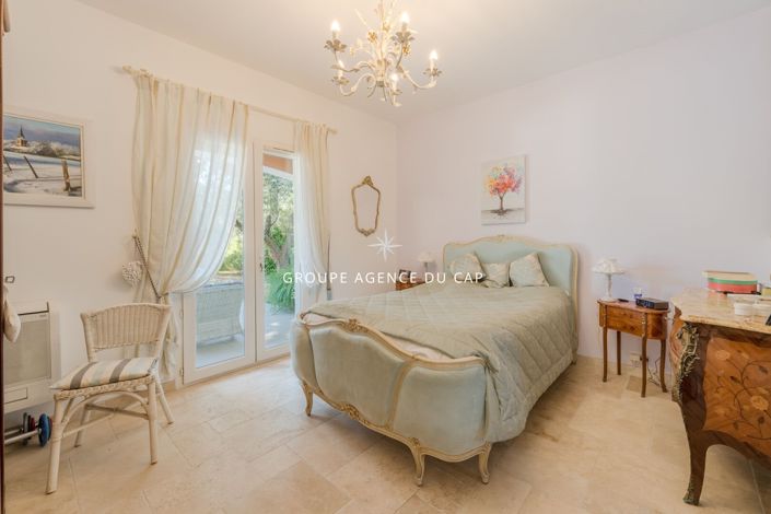 Image No.7-4 Bed House for sale