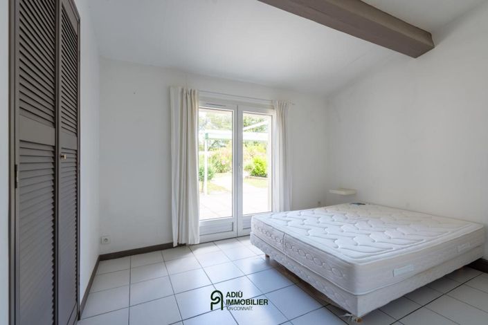 Image No.11-5 Bed House for sale