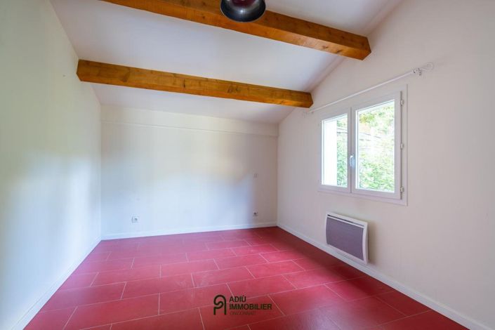 Image No.12-5 Bed House for sale