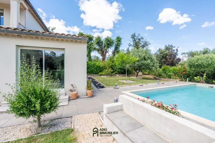 Image No.18-5 Bed House for sale