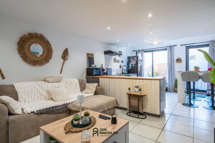 Image No.3-2 Bed House for sale