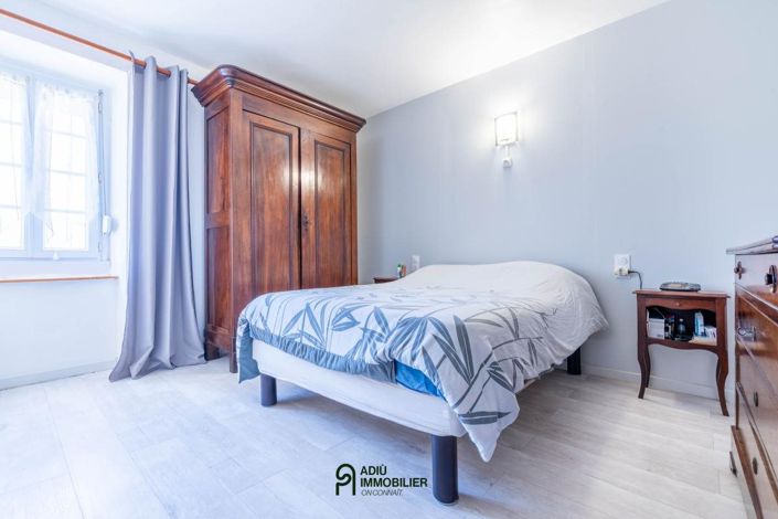 Image No.13-3 Bed House for sale