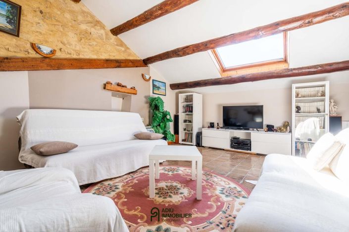 Image No.15-3 Bed House for sale