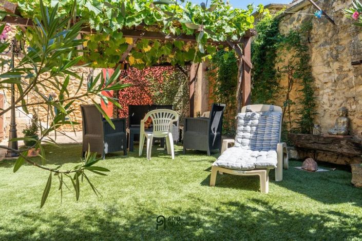 Image No.21-3 Bed House for sale