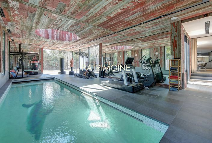 Image No.17-7 Bed House for sale