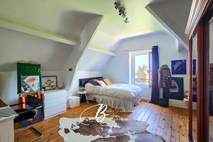 Image No.16-4 Bed House for sale