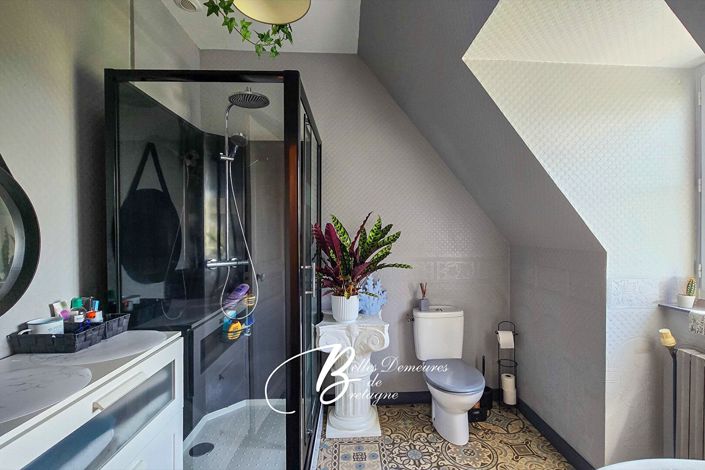Image No.17-4 Bed House for sale