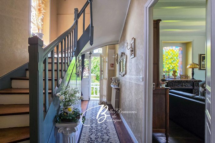 Image No.6-4 Bed House for sale