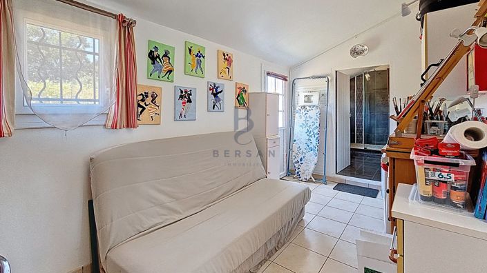 Image No.17-3 Bed House for sale