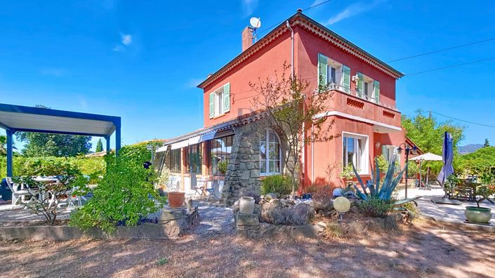 Image No.2-3 Bed House for sale
