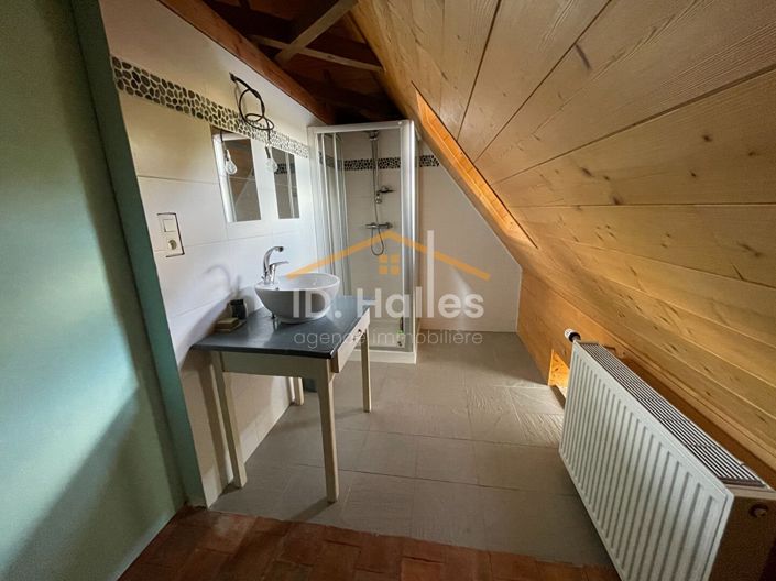 Image No.10-4 Bed House for sale
