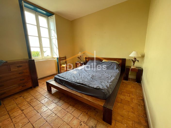 Image No.7-4 Bed House for sale