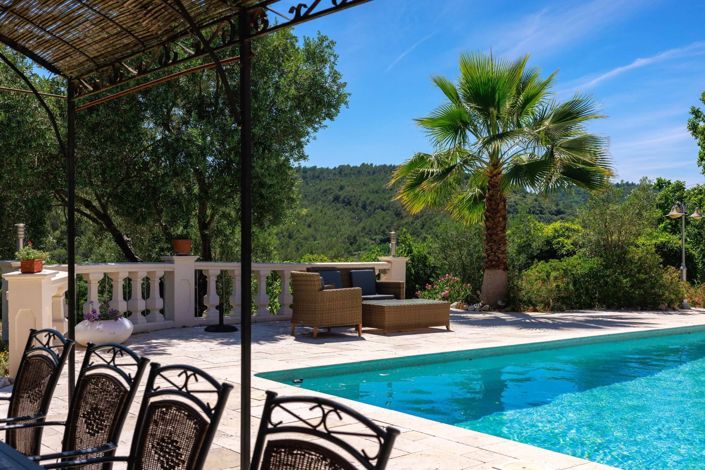 Image No.42-5 Bed House for sale