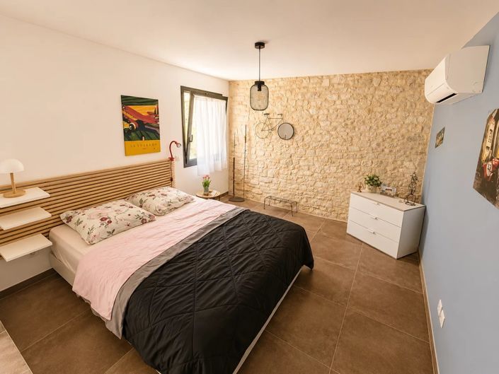 Image No.19-3 Bed House for sale