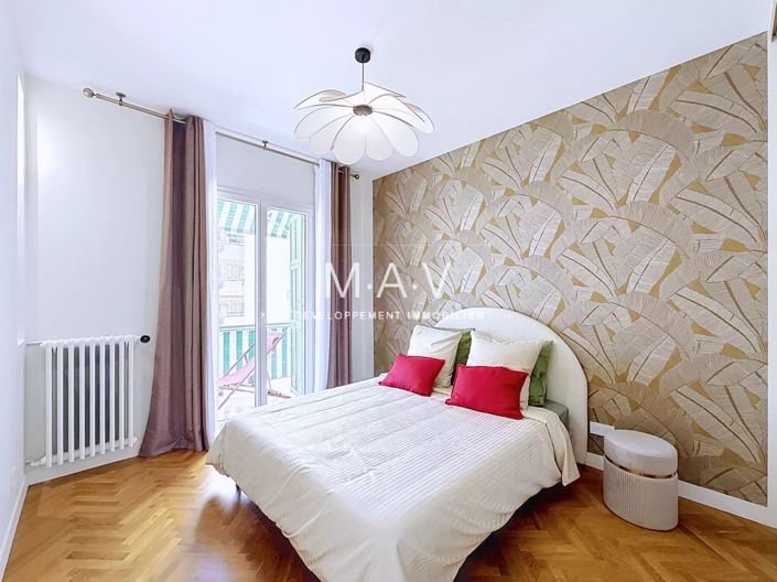 Image No.15-2 Bed Apartment for sale