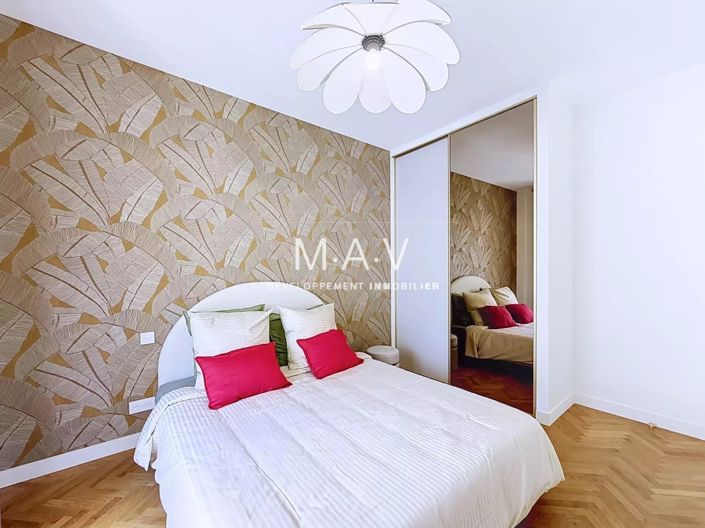 Image No.16-2 Bed Apartment for sale