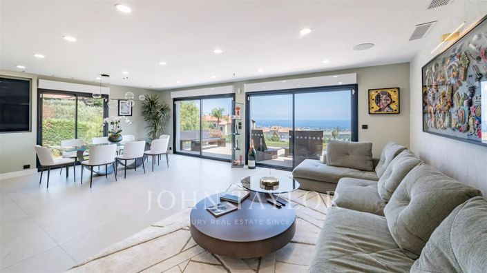 Image No.12-5 Bed House for sale