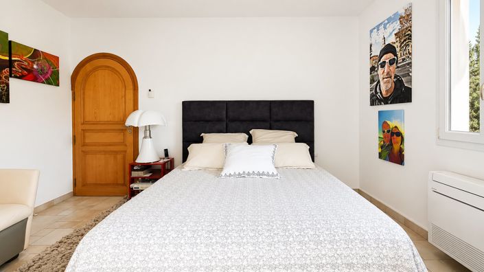 Image No.21-3 Bed House for sale