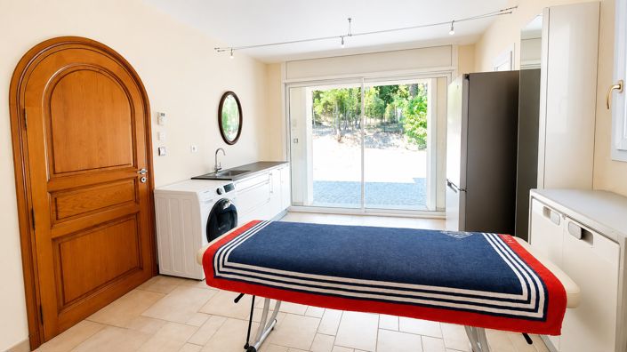 Image No.26-3 Bed House for sale