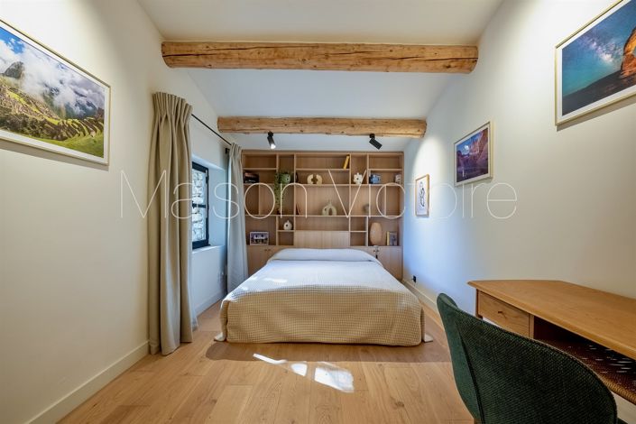Image No.21-5 Bed House for sale
