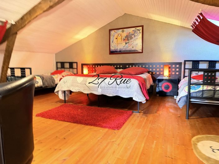 Image No.10-9 Bed House for sale