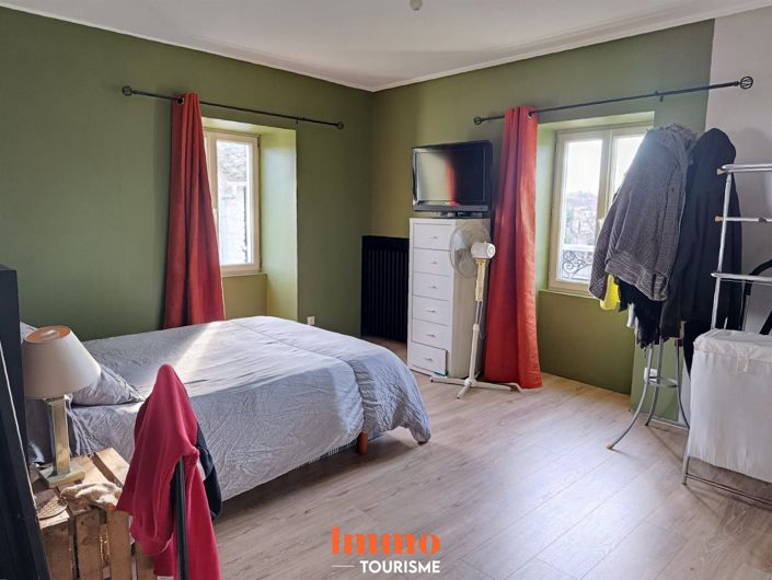 Image No.13-8 Bed House for sale