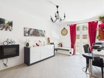 1 - Saint-Florent, Apartment