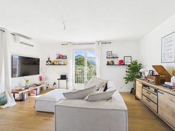 1 - Saint-Florent, Apartment