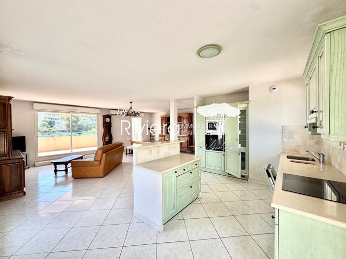 Image No.7-3 Bed Apartment for sale