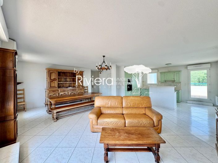 Image No.8-3 Bed Apartment for sale