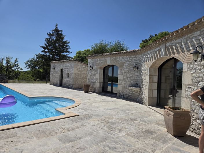 Image No.24-4 Bed House for sale