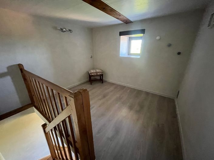 Image No.27-4 Bed House for sale