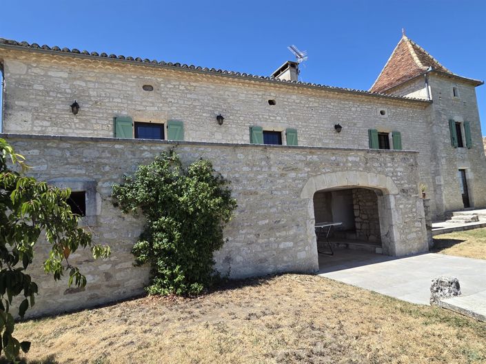 Image No.40-4 Bed House for sale