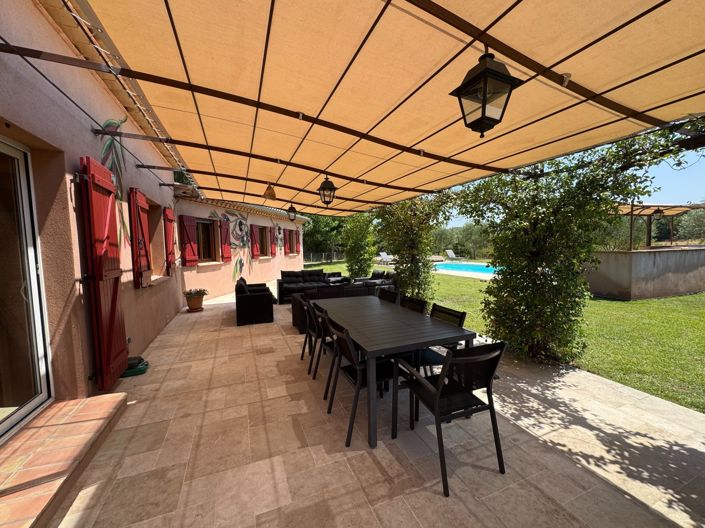 Image No.17-4 Bed House for sale