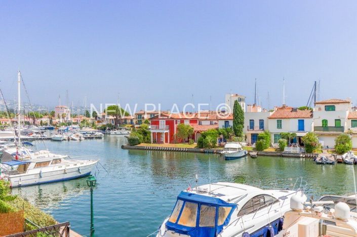 Image No.2-Appartement de 1 chambre à vendre à Port Grimaud