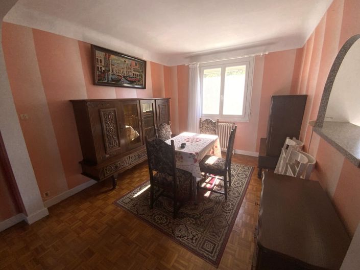 Image No.5-Propriété de 3 chambres à vendre à Gramat