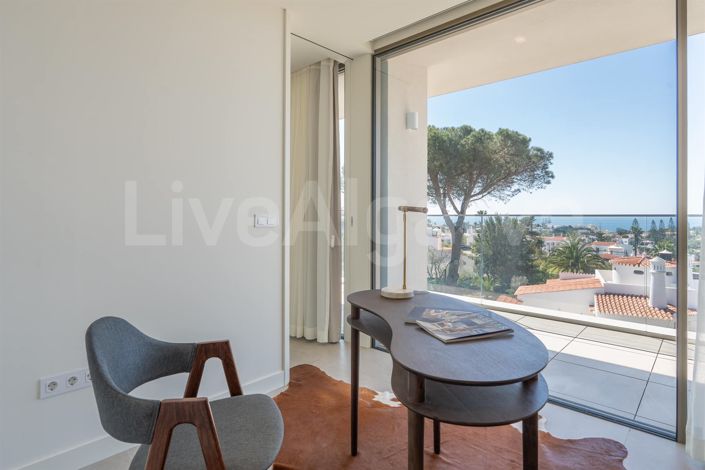 Image No.13-4 Bed Apartment for sale