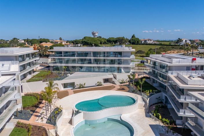 Image No.2-4 Bed Apartment for sale