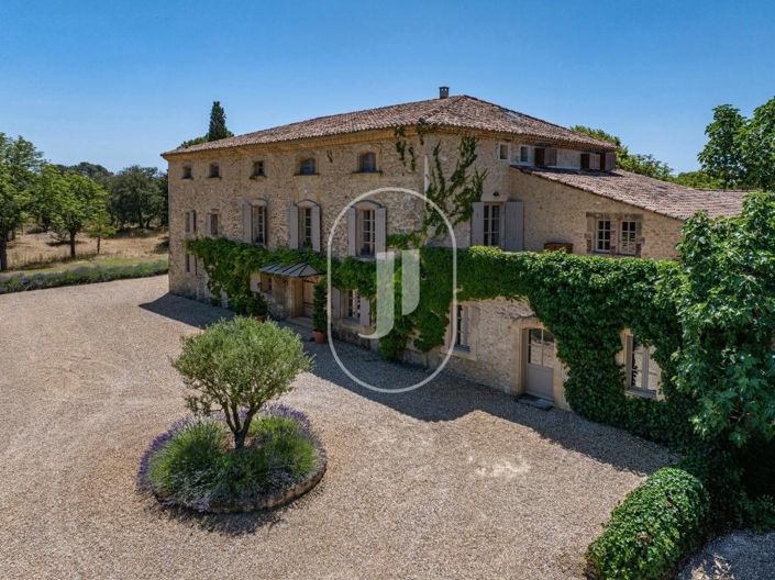 Image No.2-8 Bed House for sale