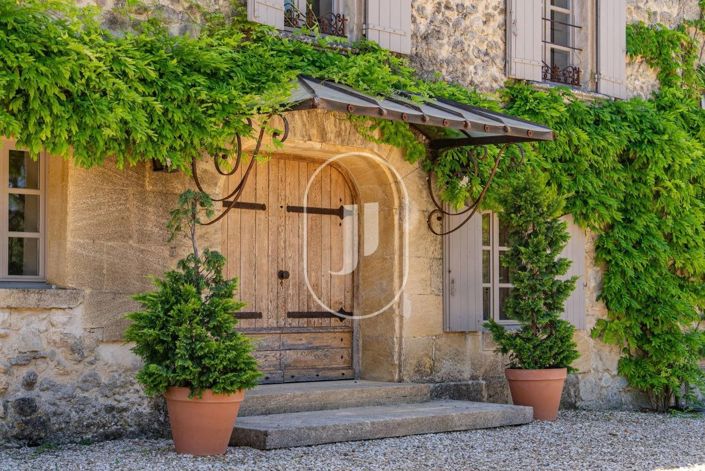 Image No.4-8 Bed House for sale
