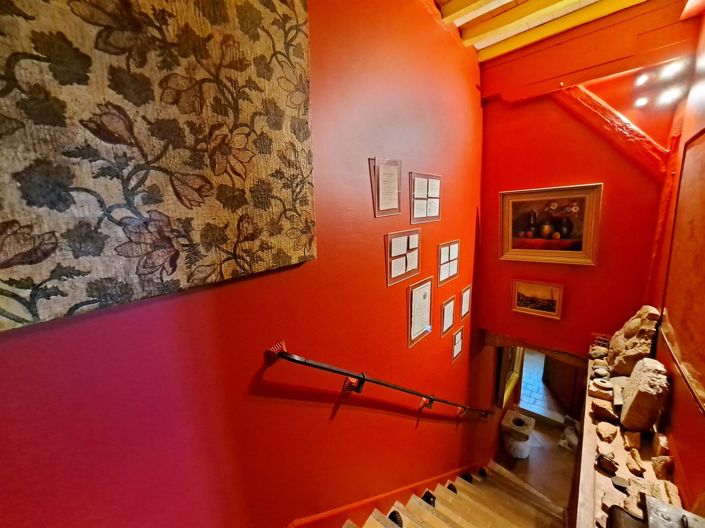 Image No.16-10 Bed House for sale