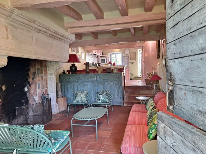 Image No.27-10 Bed House for sale