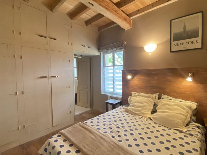 Image No.19-5 Bed House for sale