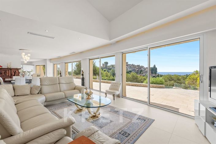Image No.7-6 Bed House for sale