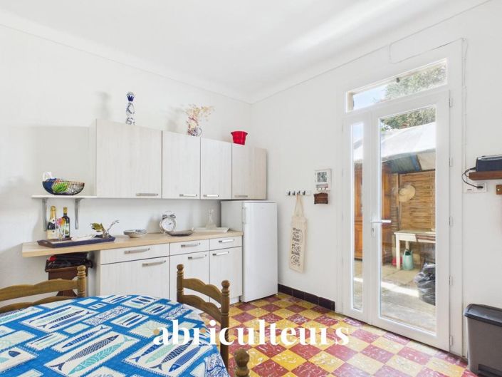 Image No.8-2 Bed House for sale
