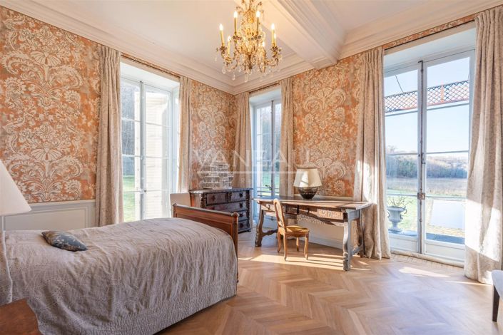 Image No.19-Appartement de 17 chambres à vendre à Fontainebleau