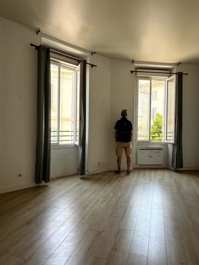 Image No.3-Appartement de 2 chambres à vendre à Cannes
