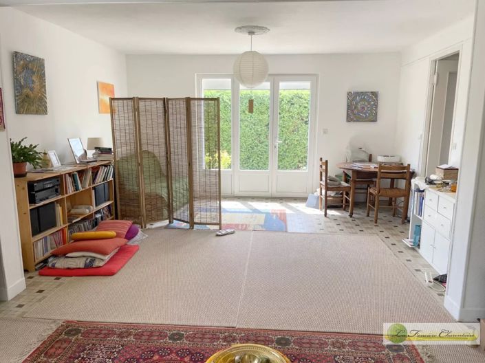 Image No.8-4 Bed House for sale