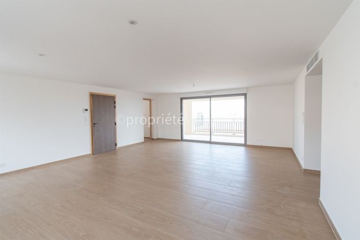 Image No.5-3 Bed Apartment for sale
